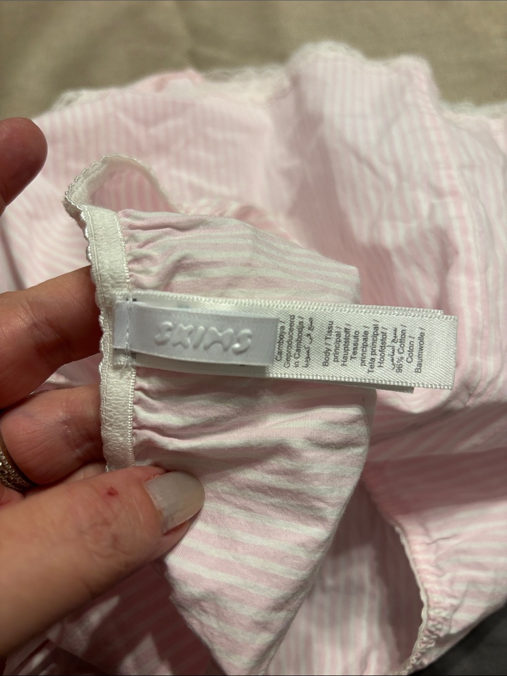 Skims Cotton Poplin Sleep Shorts - Picture 5 of 6